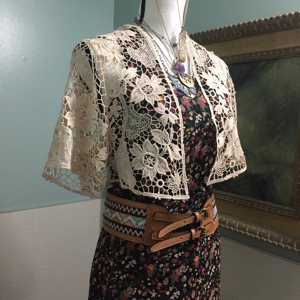 90's Vintage Italian Sisley Floral Dress - Picture 4 of 8